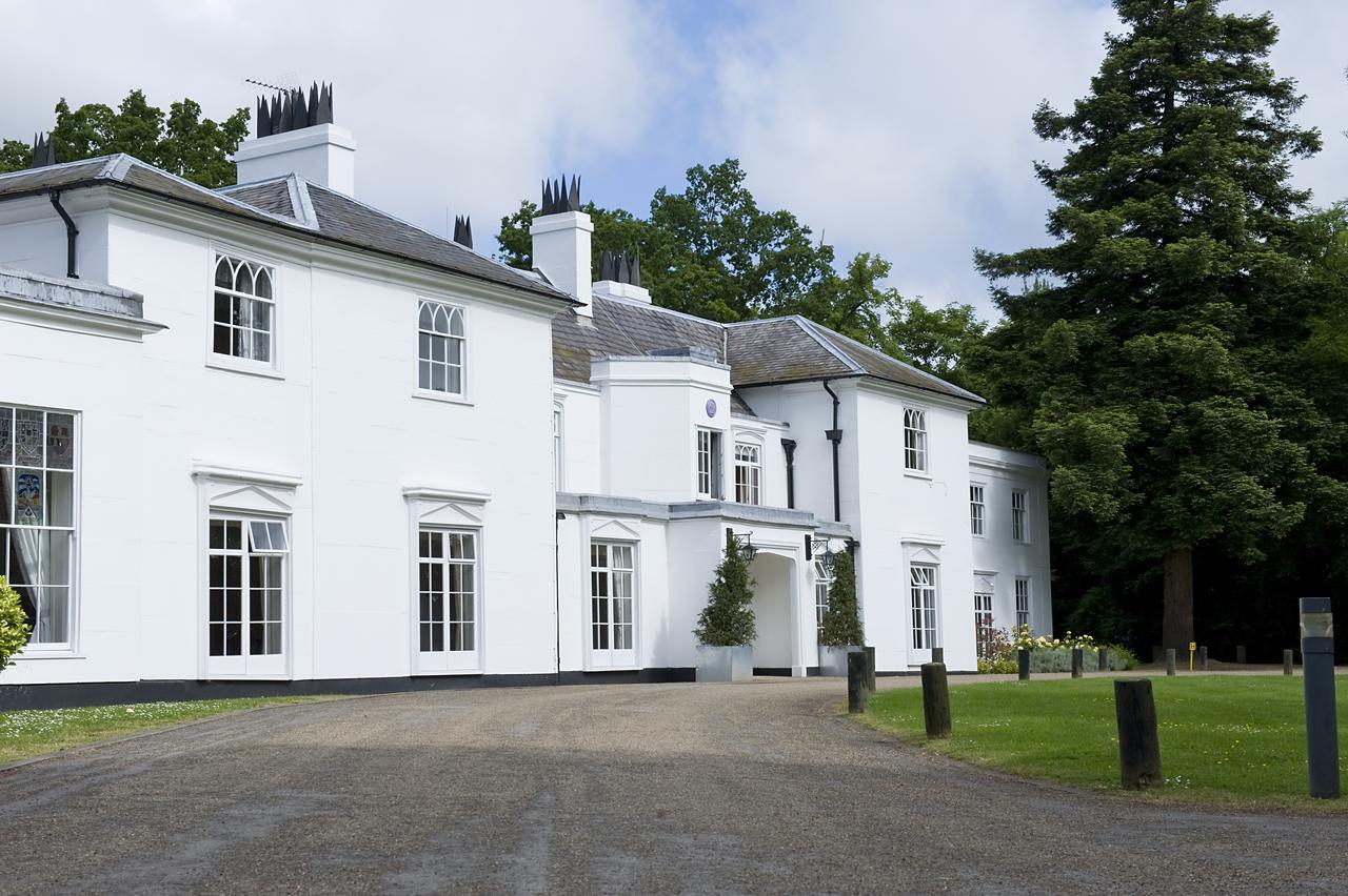 Gilwell Park Hotel Chingford Exterior photo