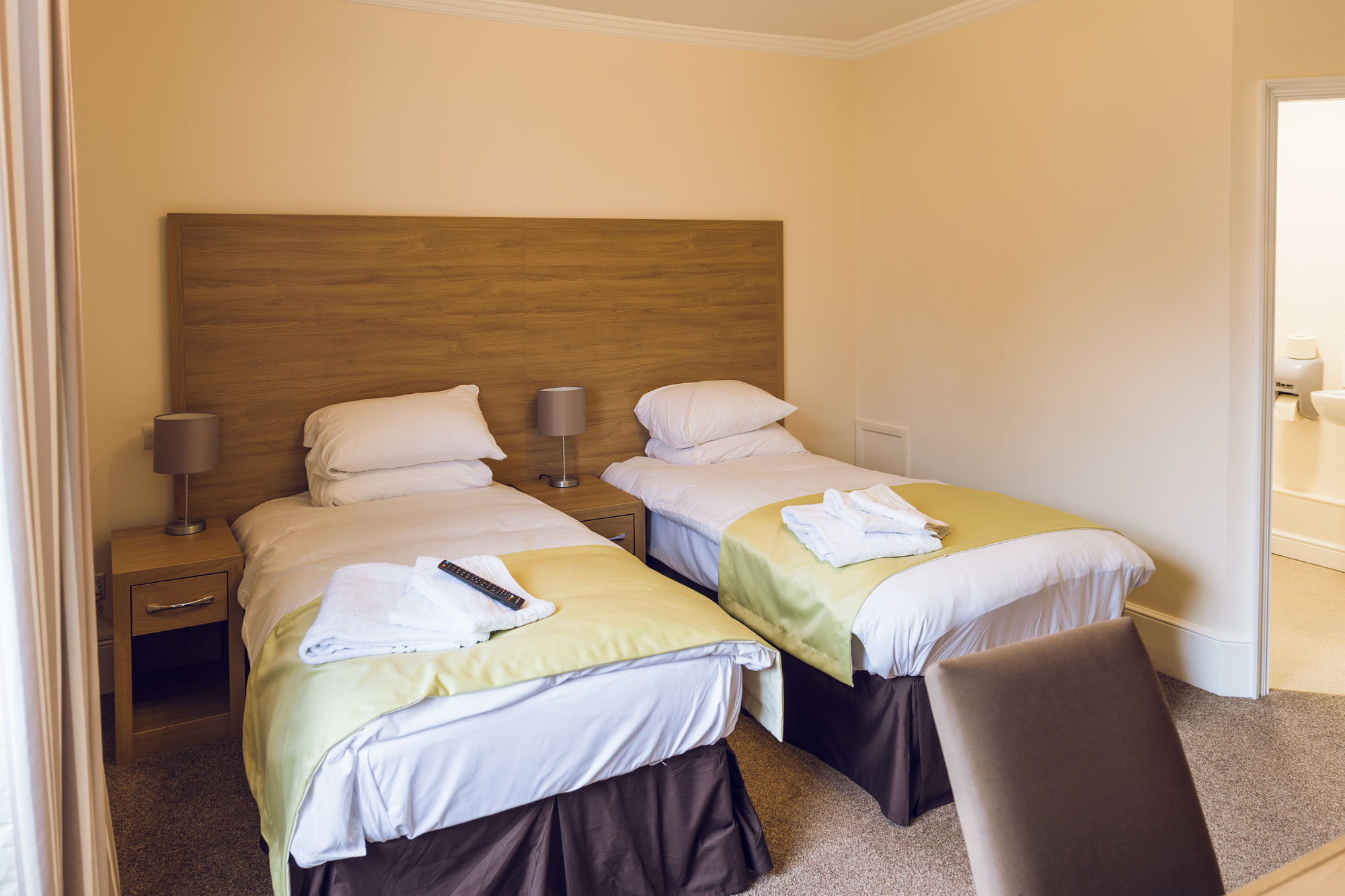 Gilwell Park Hotel Chingford Exterior photo