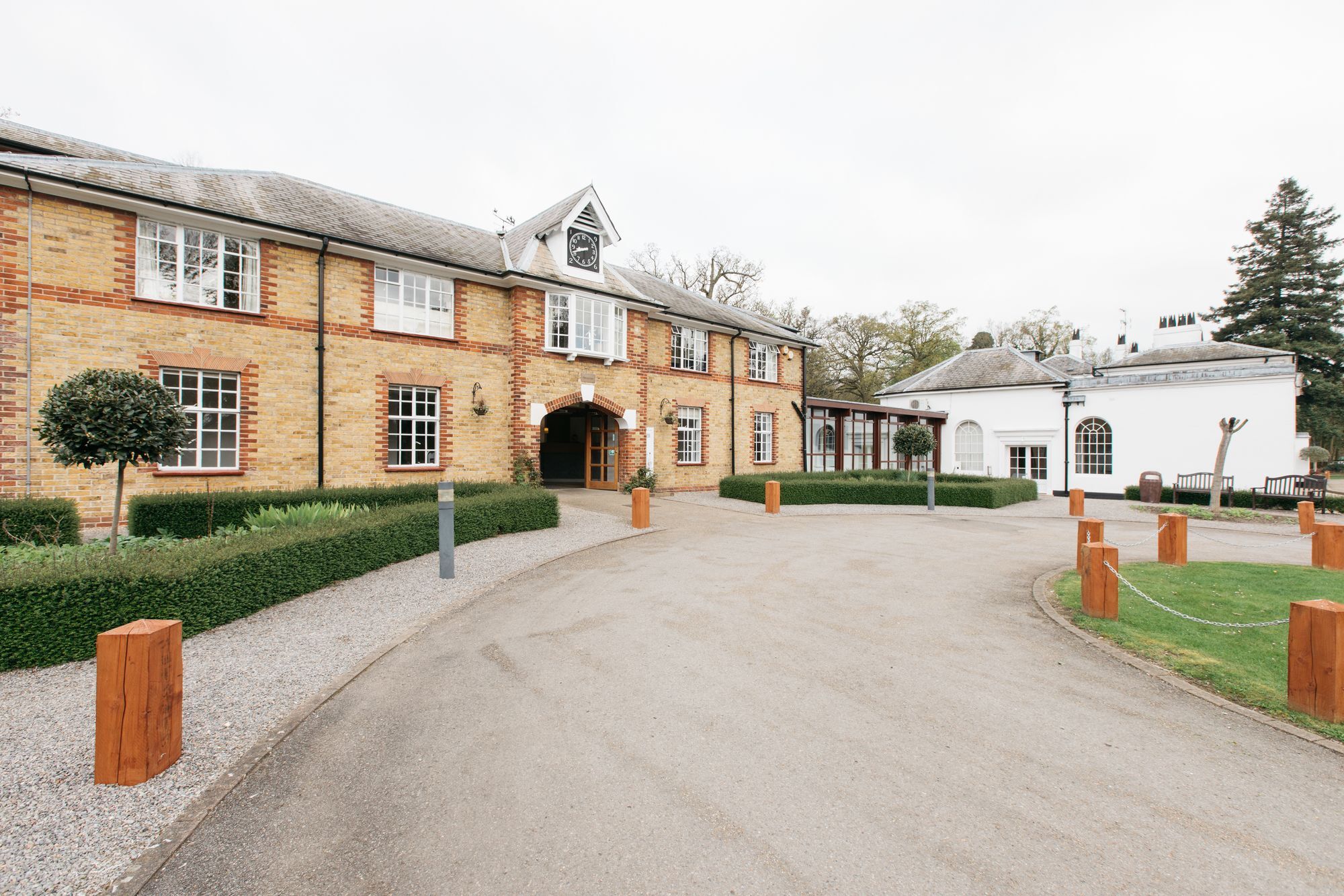 Gilwell Park Hotel Chingford Exterior photo